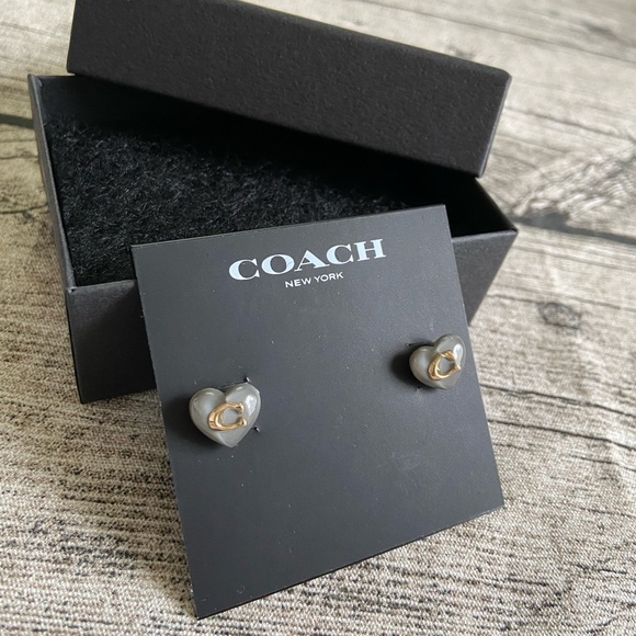 NWT! Beautiful Coach heart earrings with logo. Authentic Coach brand. - Picture 3 of 11